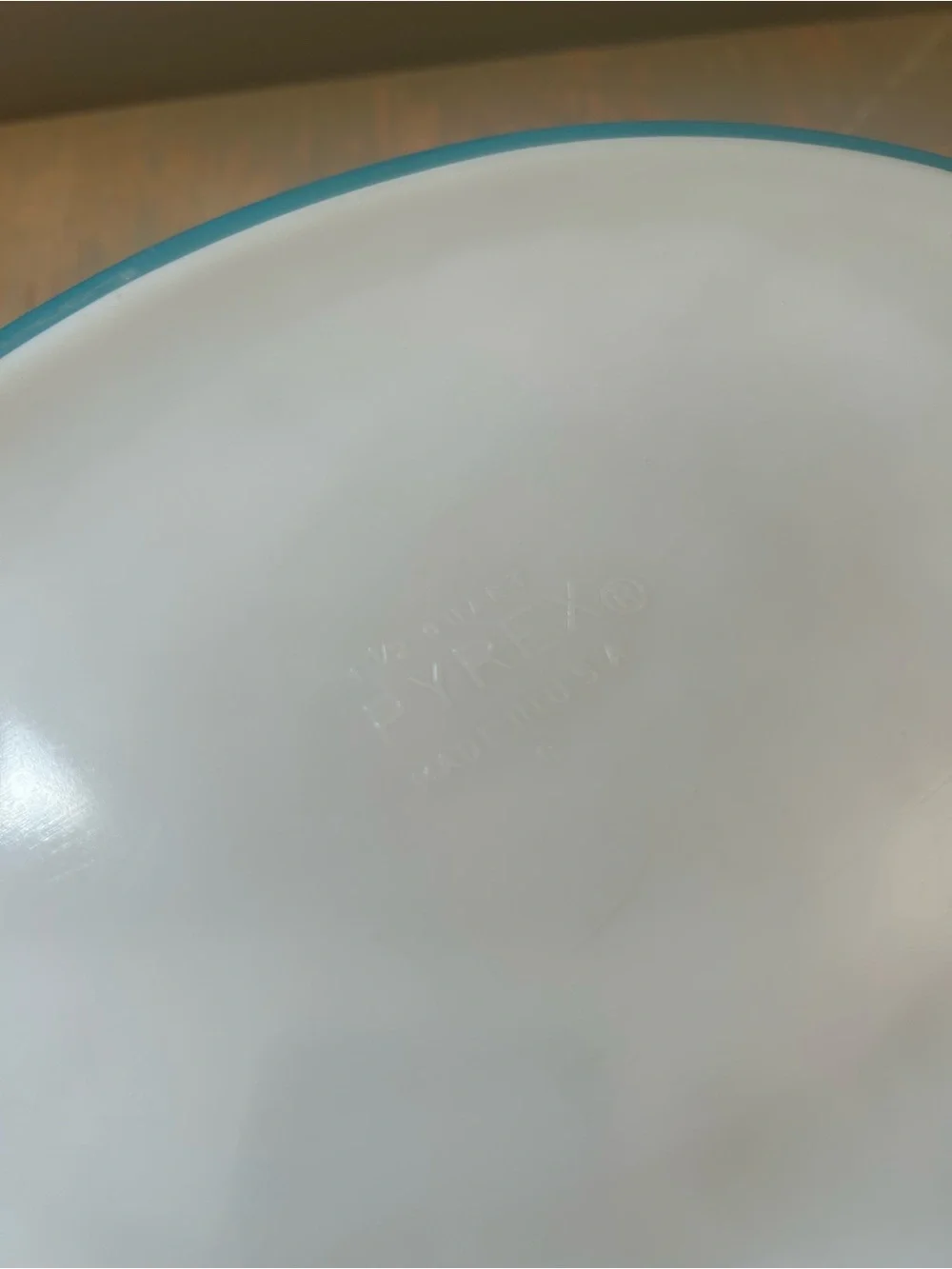 Pyrex Turquoise Unmarked 043 Casserole Dish